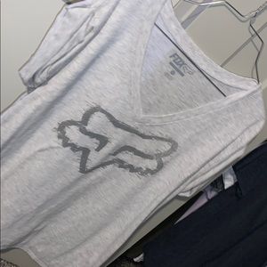Fox tee